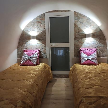 Appartement La Casa Delle Sorprese à Trani Extérieur photo