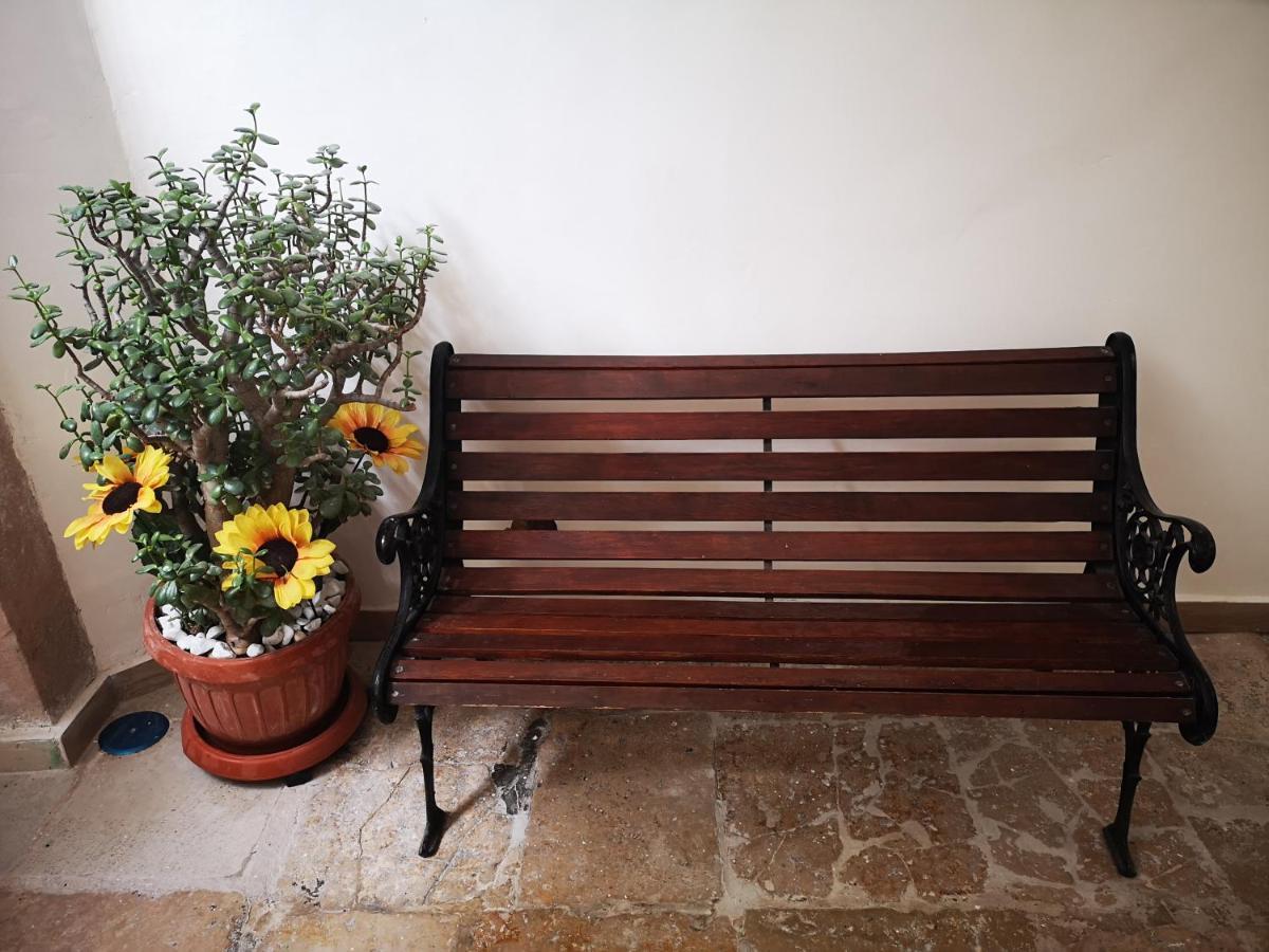 Appartement La Casa Delle Sorprese à Trani Extérieur photo